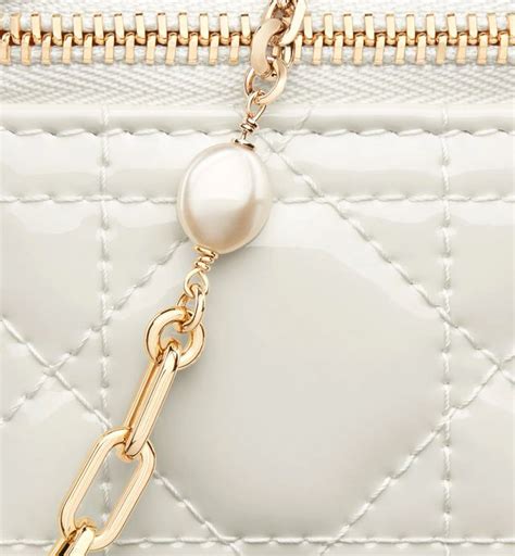 micro lady dior chain cube pouch|Lady D.